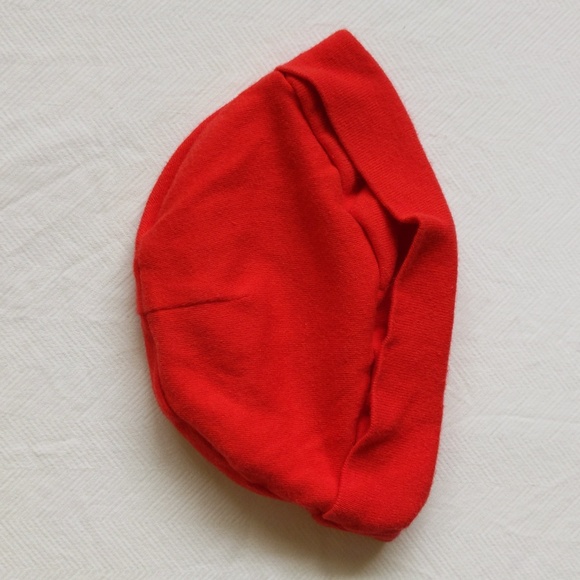 hockey canada red baby hat 6 months - Picture 4 of 4